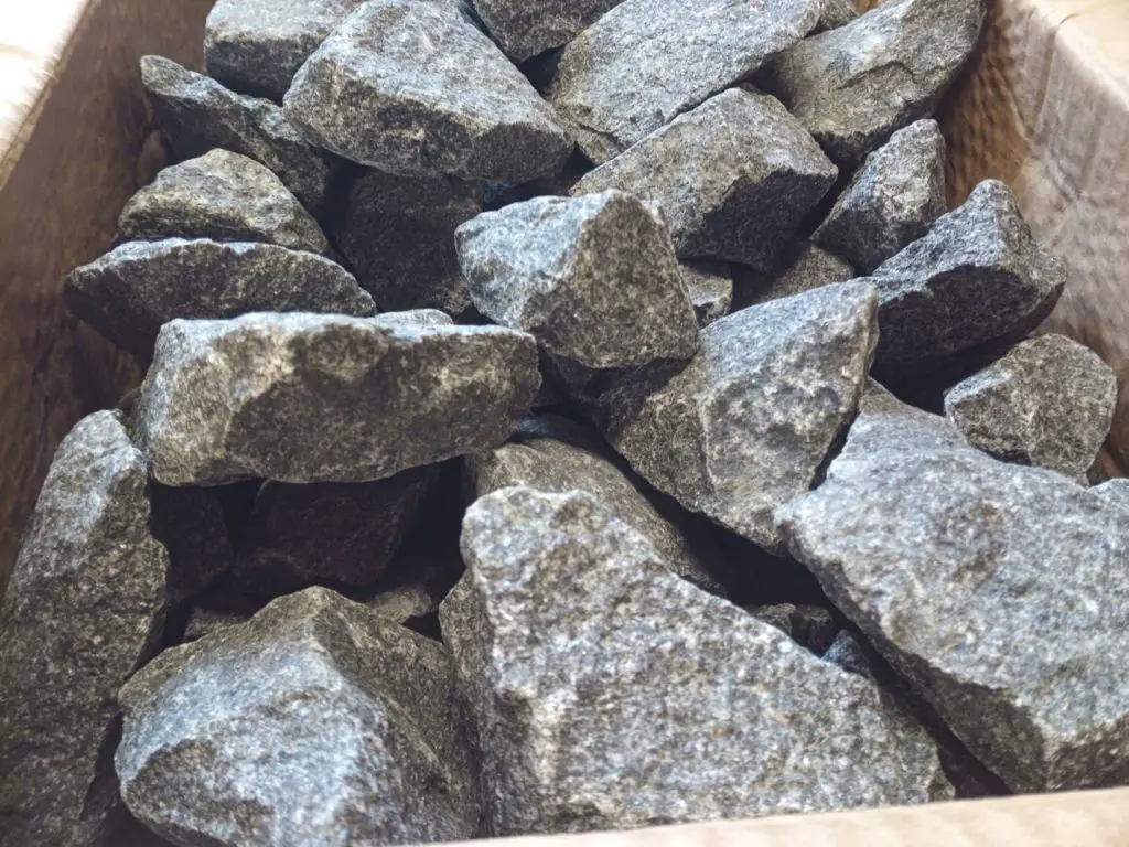 Saunasteine finnischer Olivindiabas Granit Finnland Saunaofen Aufguss Steine