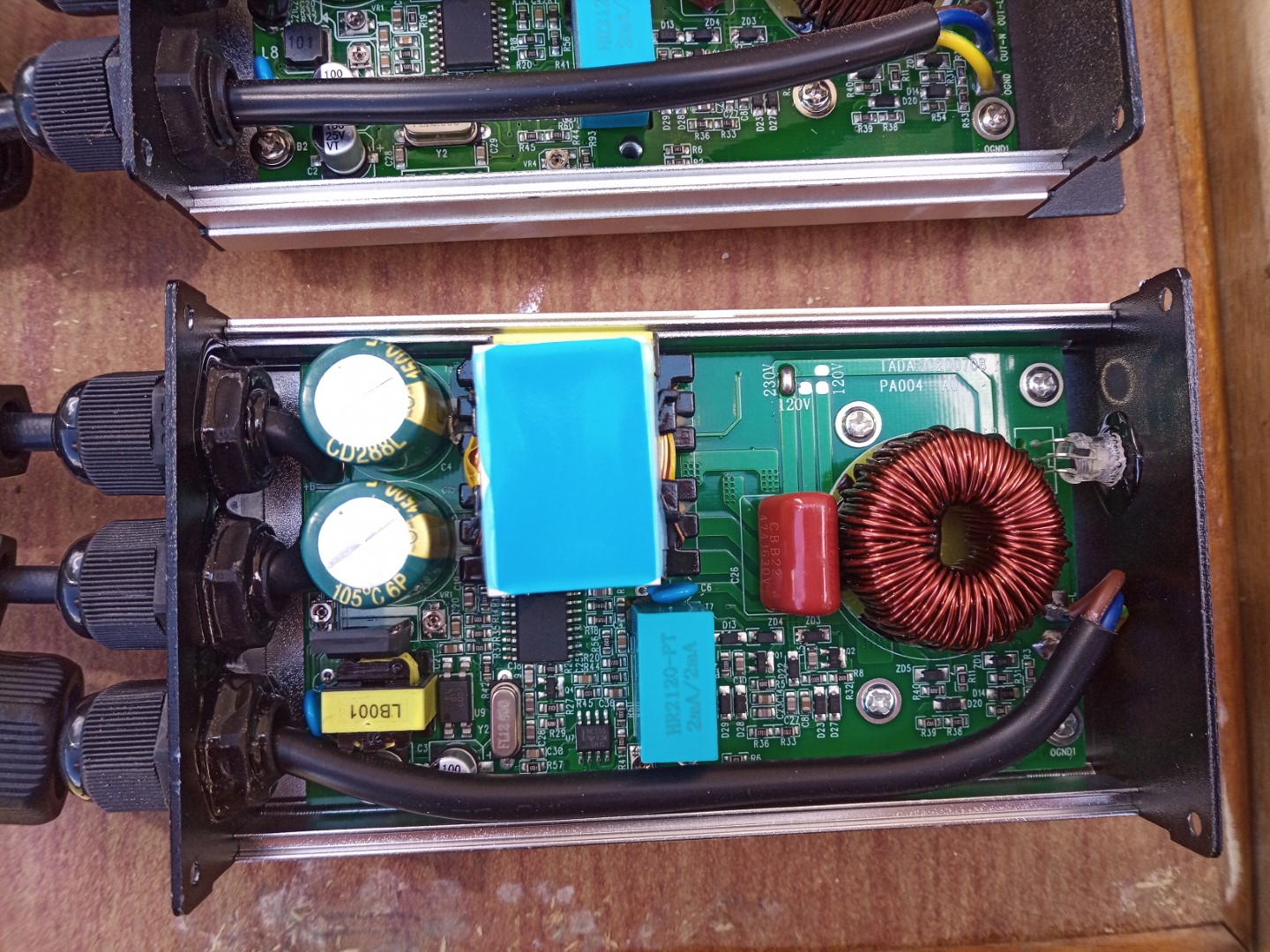 GMI 260 300 350 500 600 700 Grid Tie Microinverter Einspeisewechselrichter Test Erfahrung Nachteinspeisung 11