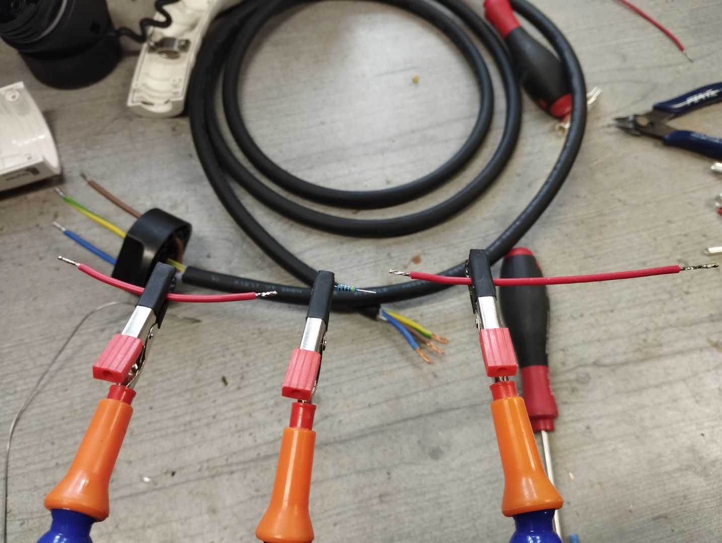 V2L Vehicle to load Adapter MG selbst bauen 1