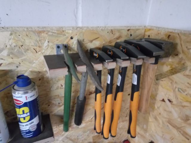 Werkzeugwand Halter für Hammer Schlackehammer
