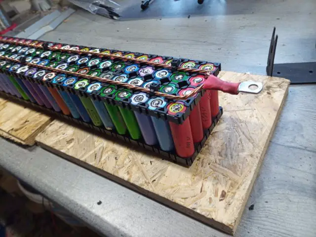 Bild von 18650 powerwall battery bank powerpack akkupack 