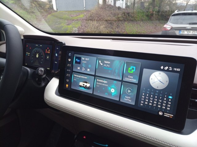 Bild von aiways u5 infotainment bordcomputer android steuerung app