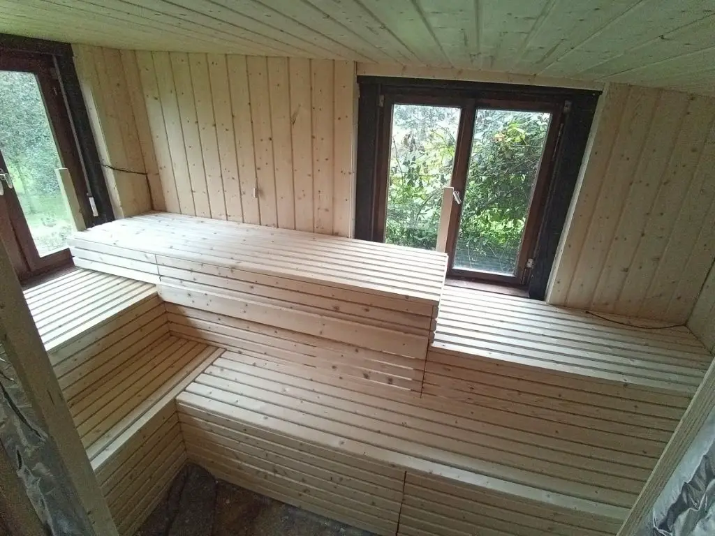 DIY Selbstbau Sauna im Gartenhaus