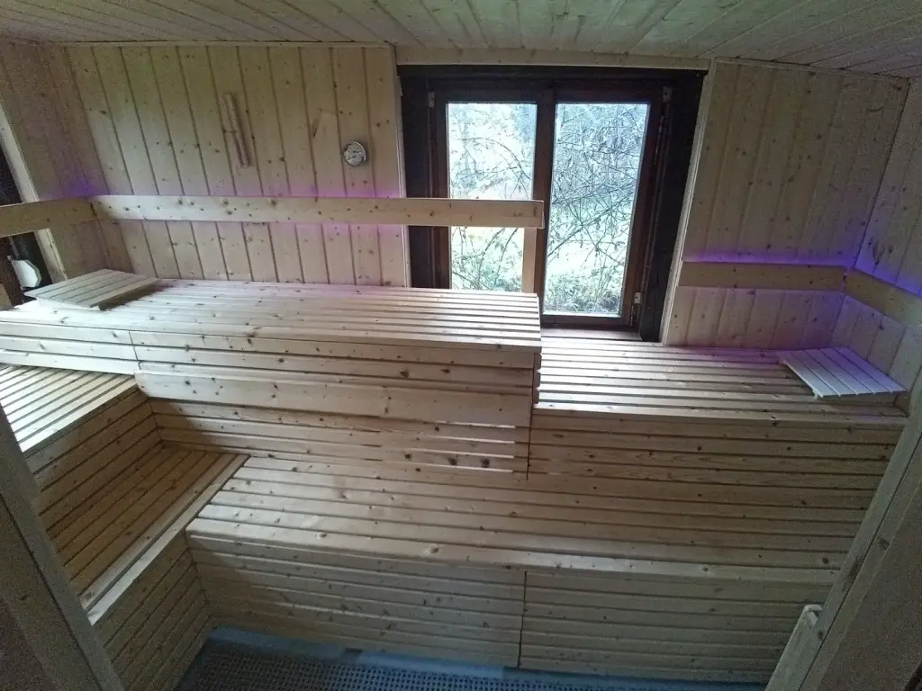 Sauna Selbstbau selber machen Gartenhaus Gartenhütte