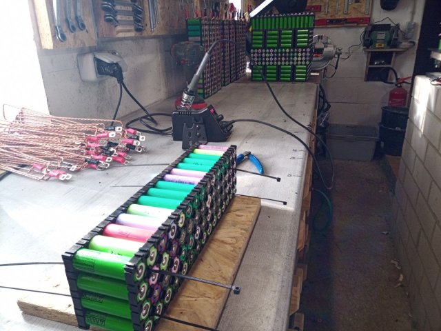 KW09_DIY_18650_Powerwall_Spind_fertig_01
