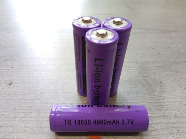 Bild von TR 18650 unbranded noname China 18650 lila lithium-ion batterie 4900mah
